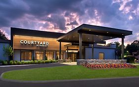 Courtyard By Marriott Poughkeepsie